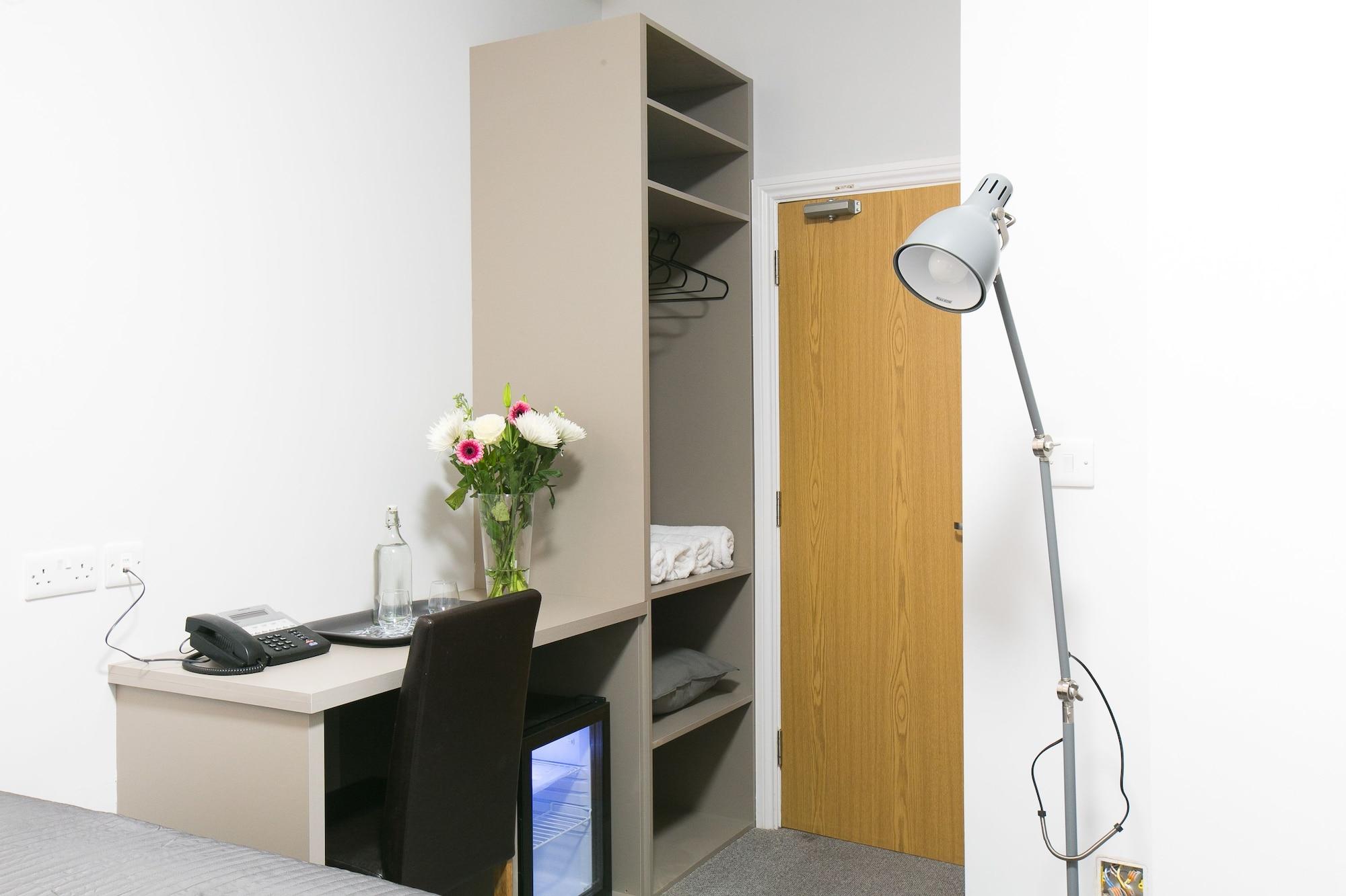 Belvilla Ilford Hill Hotel London Extérieur photo