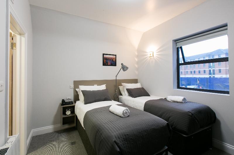 Belvilla Ilford Hill Hotel London Extérieur photo